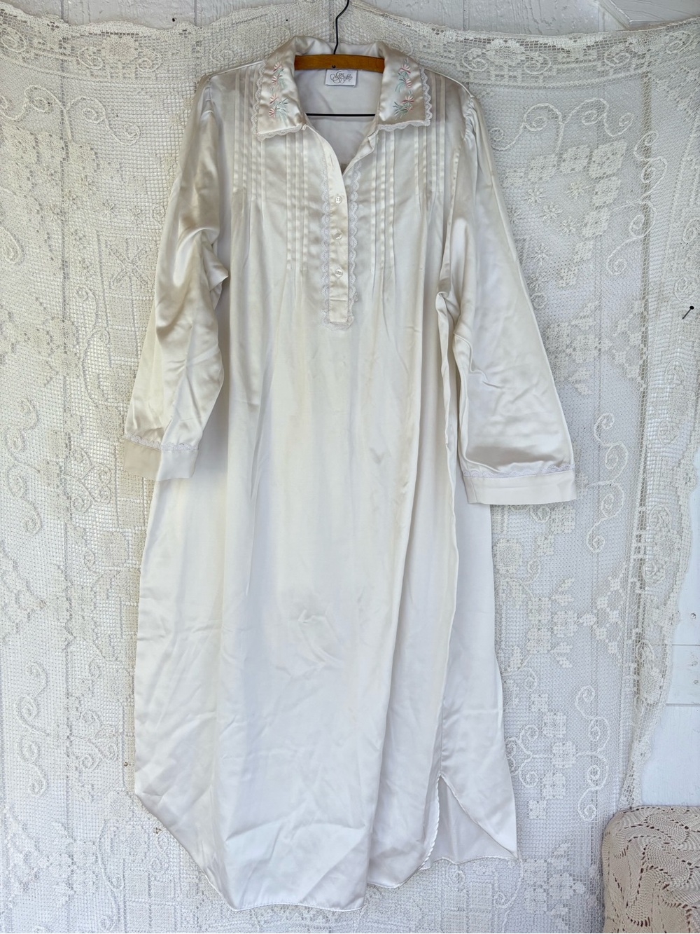Vintage white Satin Long Nightgown with Embroidered Collar and Pintuck